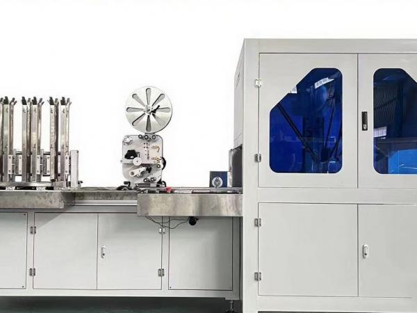 Fully Automatic Baby Wet Wipes Plastic Lid Applicator Machine